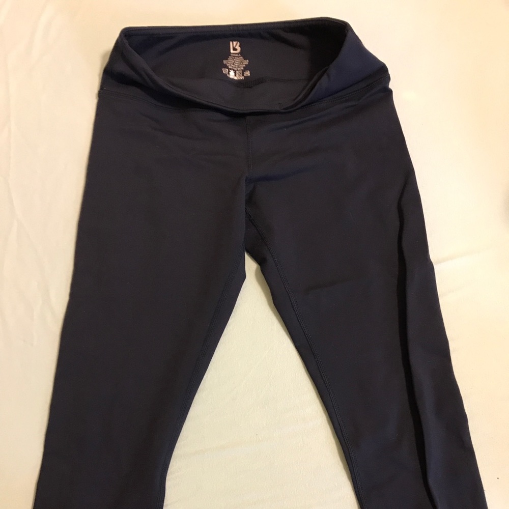 Buff Bunny Crop Leggings Navy Blue worn once
